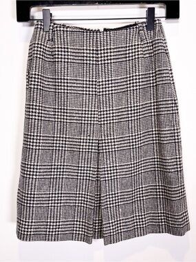 Vintage 1960s Junior House Wool Houndstooth Skirt